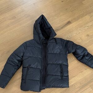 Stylish Black Puffer Jacket with Zipper boys XXL non smoking home